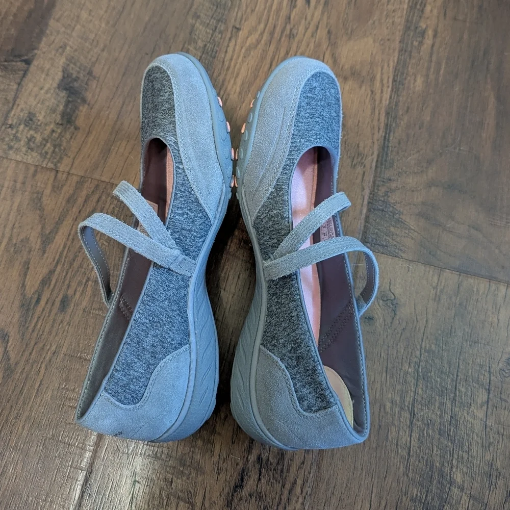 Skechers‎ Sport Women's Miss Me Fashion Comfort Sneaker Grey Size 8